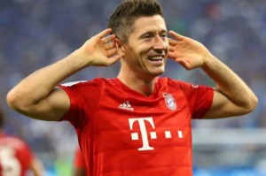  莱万多夫斯基重返安联球场受追捧  