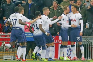  曼联青春风暴，小将梅开二度擒狼队止颓势