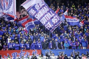  沃尔夫斯堡主场灯光故障延期比赛  