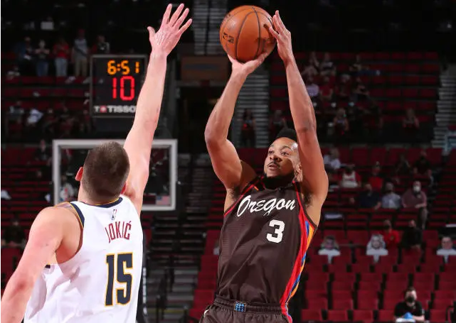  里昂队长重伤赛季提前报销  