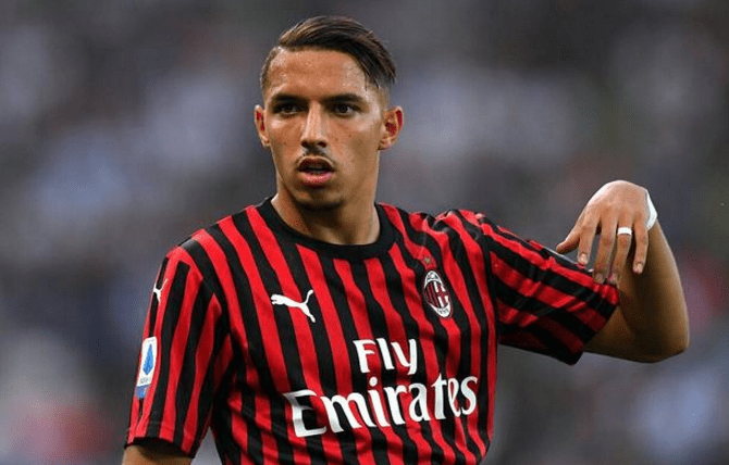  国际米兰战术调整收奇效，三中卫体系发威  