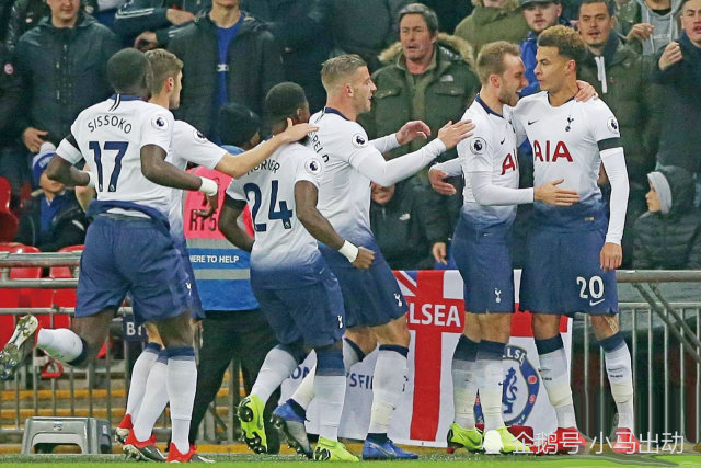  曼联青春风暴，小将梅开二度擒狼队止颓势